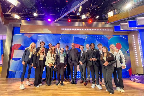 students build career connections dring hpu in the city program