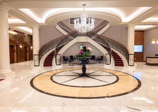 211009 Hotel Lobby 002