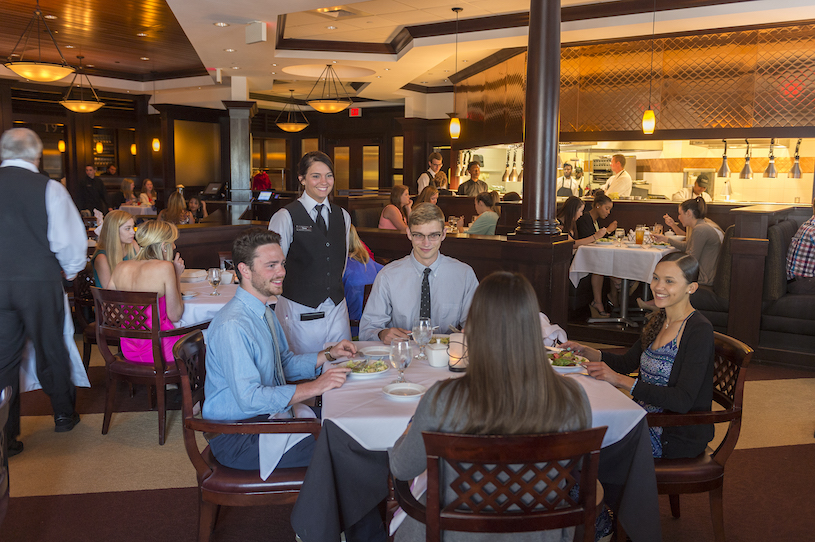 people dining in HPU's 1924 Prime Restaurant