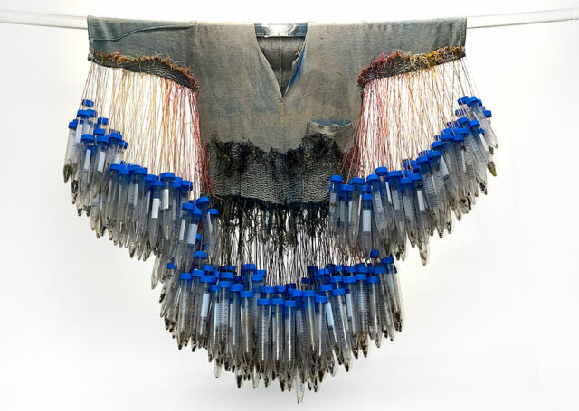 Jan Ru Wan Little Blue Shirt