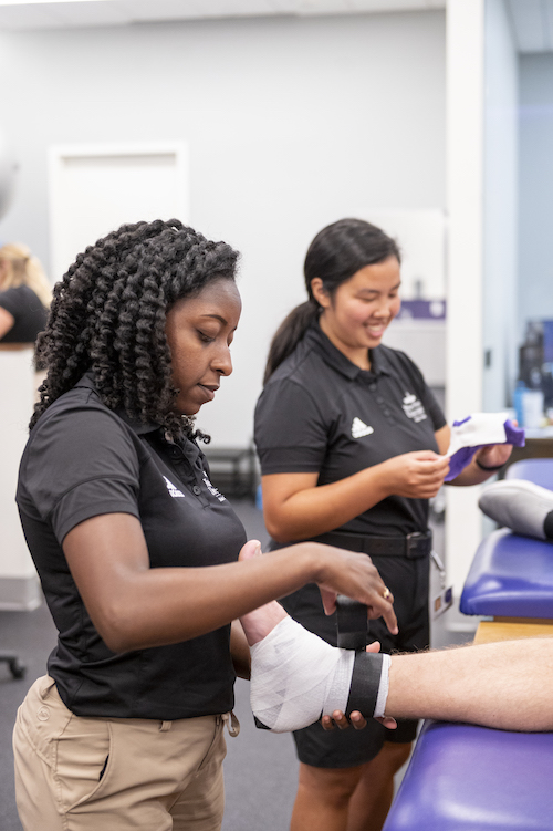 what is unique about athletic training program at hpu