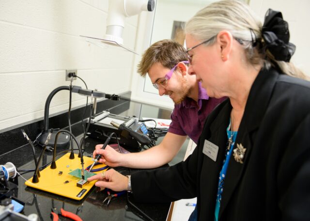 191120 Engineering 0045