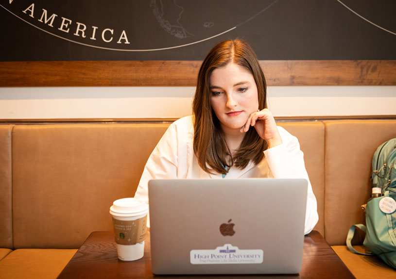22.10.27 supply chain management graduates at high point university