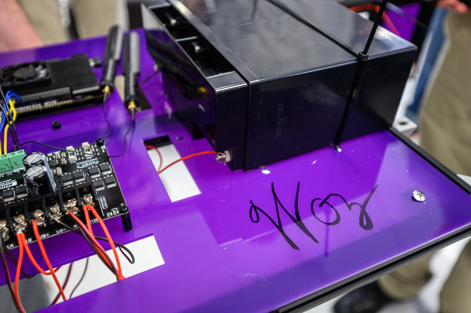 engineering-hpu-robotics-Woz-signature.jpg