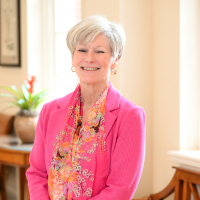 jenny lukow headshot