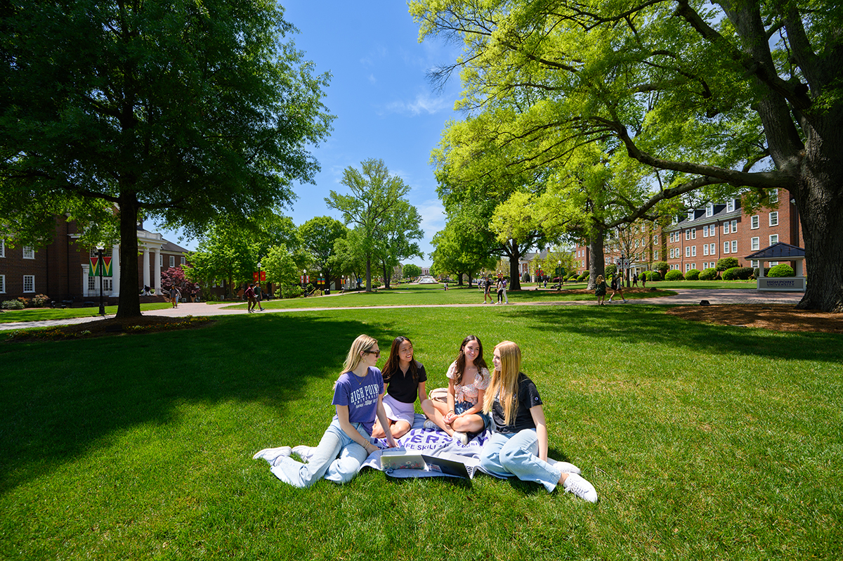 HPU was named one of the Most Beautiful College Campuses. A group of students relaxed in between classes on HPU’s Kester International Promenade.
