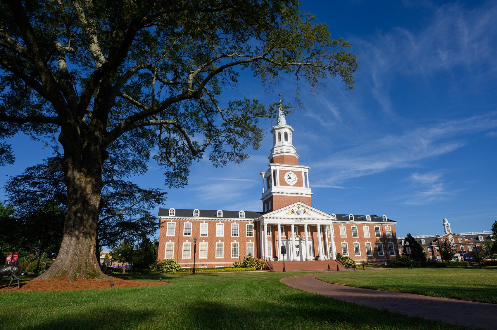 250901 Roberts Hall 015