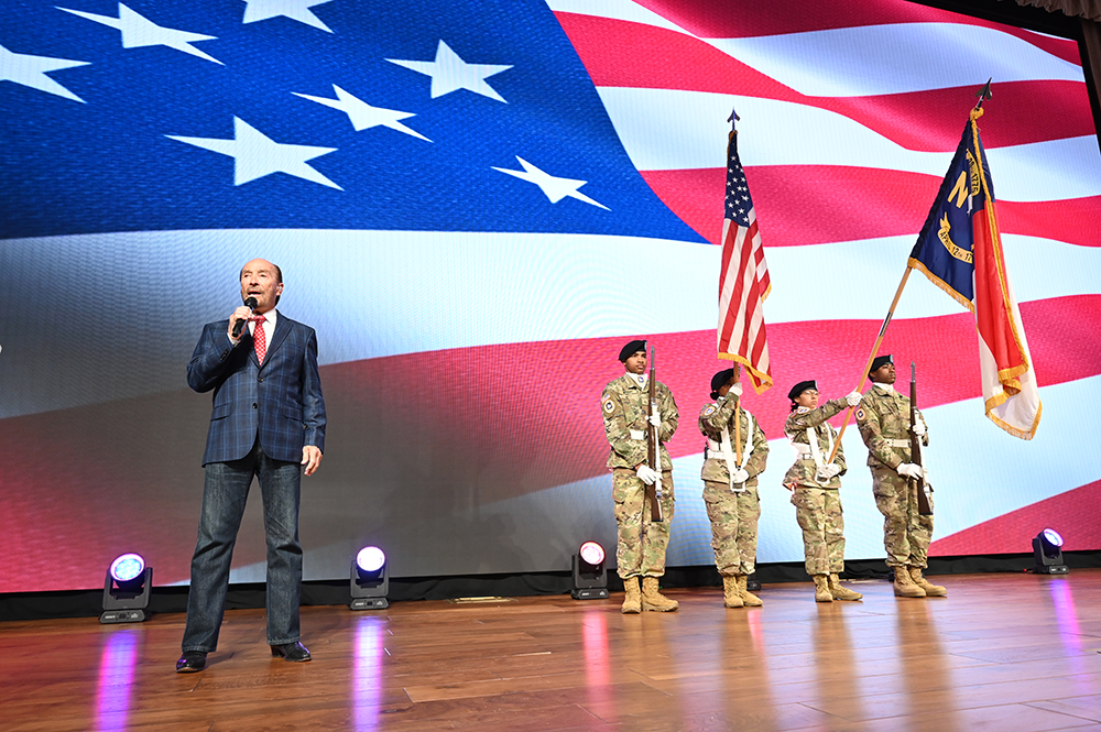 Grammy Award-winning singer Lee Greenwood, whose hit song “God Bless the USA” has become one of the nation’s most recognizable patriotic anthems, gave a special performance at the event. He serves as HPU’s Artist in Residence.