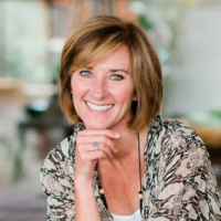 christi spangle headshot
