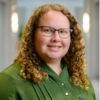 hannah baker headshot