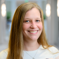 kristin hessel headshot