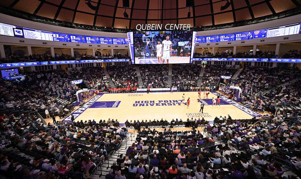 The HPU men’s basketball team entertained the audience that packed the Nido and Mariana Qubein Center. The Panthers earned an 86-77 win over Radford University on Feb. 7.