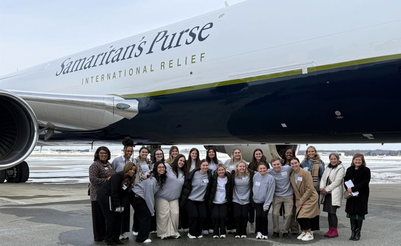 Students in High Point University’s Teresa B. Caine School of Nursing recently participated in an experiential learning opportunity as they toured an airplane and aviation hangar used by Samaritan’s Purse at Piedmont Triad International Airport in Greensboro, North Carolina.