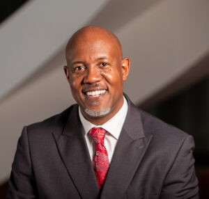 Dr. Doug Hall, HPU’s vice president of career and professional development, was inducted into the Indiana University Alumni Hall of Fame as part of its Homecoming festivities on Oct 1.