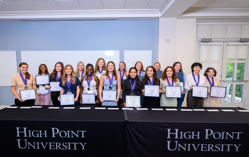 Twenty-four HPU students who conducted research alongside faculty mentors last year as Research Rookies during their freshman or sophomore year were honored as Research Apprentices with certificates and medals presented on Sept. 18.