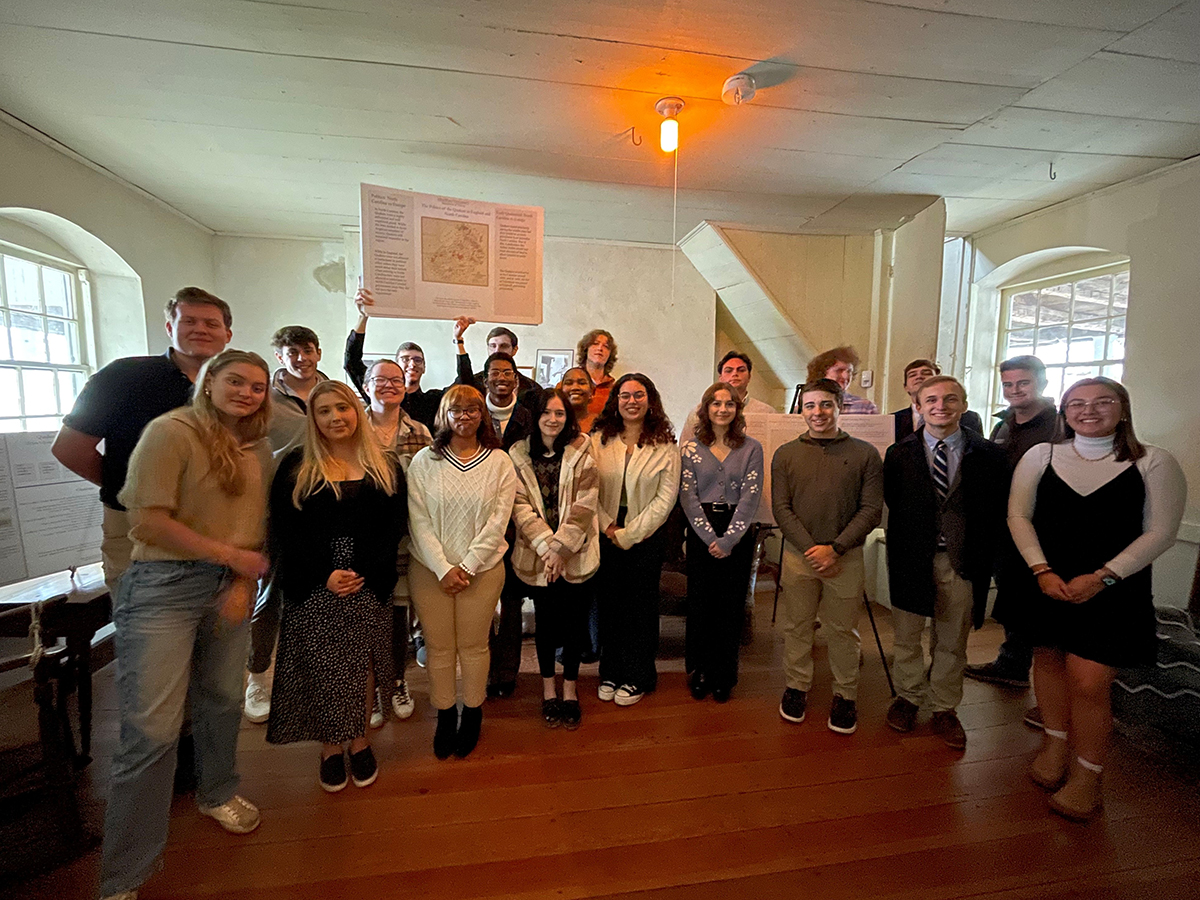 HPU history students researched the growth and influence of Quakers in 17th century England and presented public history posters to Mendenhall Homeplace, a museum in Jamestown, North Carolina. 