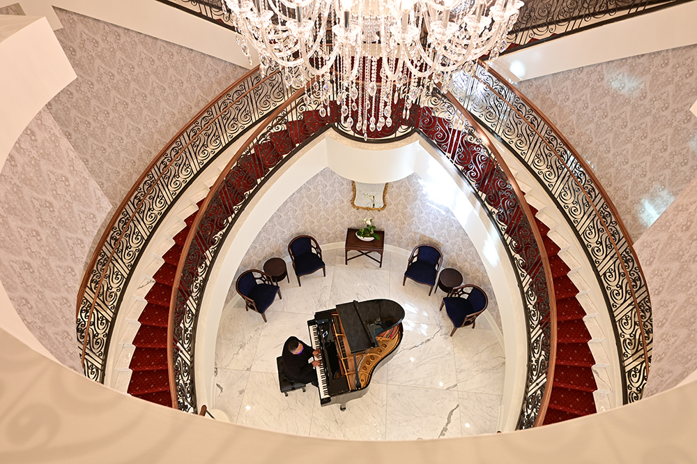 Kahn Hotel 7