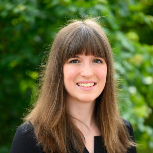 Lauren Witke Headshot