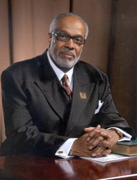 PastorHicks2005.jpg