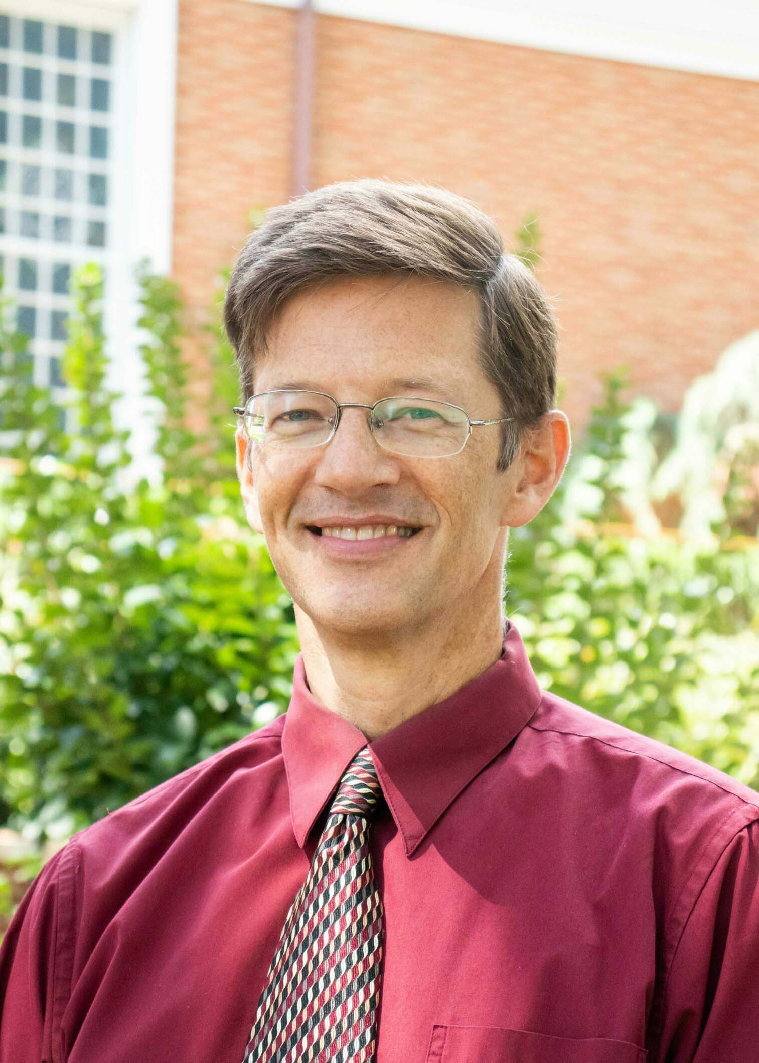 Dr. Christopher Franks headshot