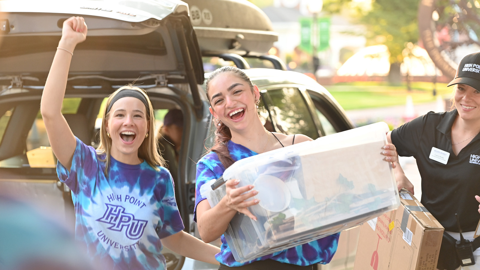 240816 Move In Crew Students